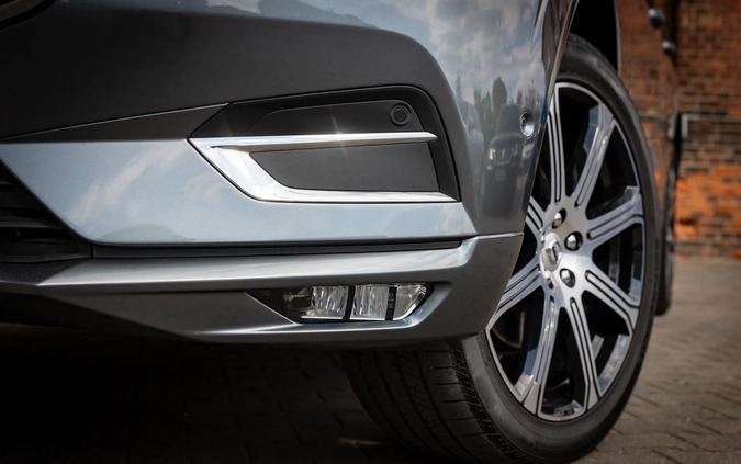Volvo XC 60 cena 172000 przebieg: 79000, rok produkcji 2021 z Pruszków małe 667
